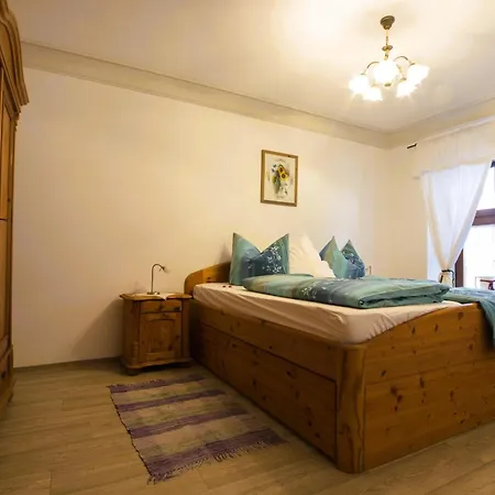 Altstadtzauber דירה אמברג